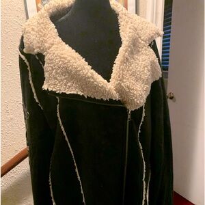 Ladies Harley-Davidson knit/sherpa Jacket Size XL. $20